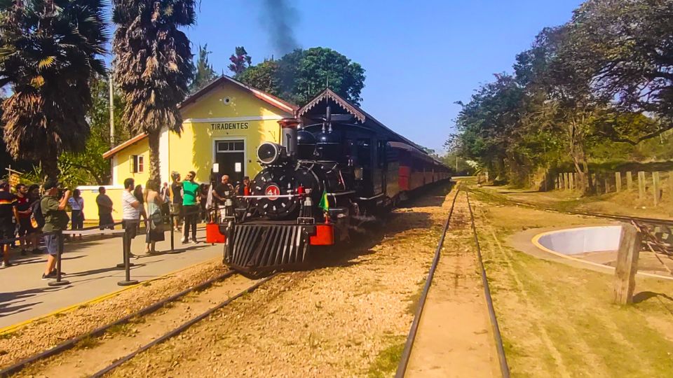 [Imagem de Trem Turístico - Estação Tiradentes]