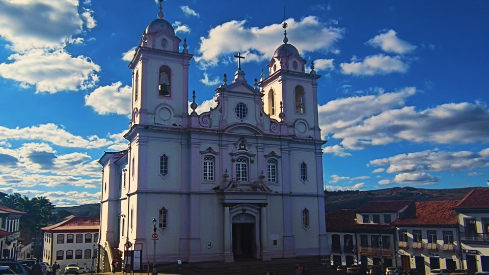 Fota da imponente Catedral Metropolitana de Santo Antônio